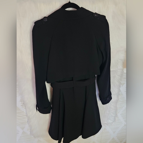 TOPSHOP *Ultra Rare* Classic A-Line Caped Trenchcoat (NWOT) - Picture 6 of 9